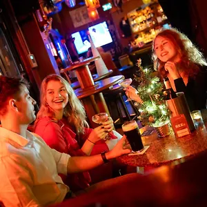 Rezz Temple Bar, Hotel